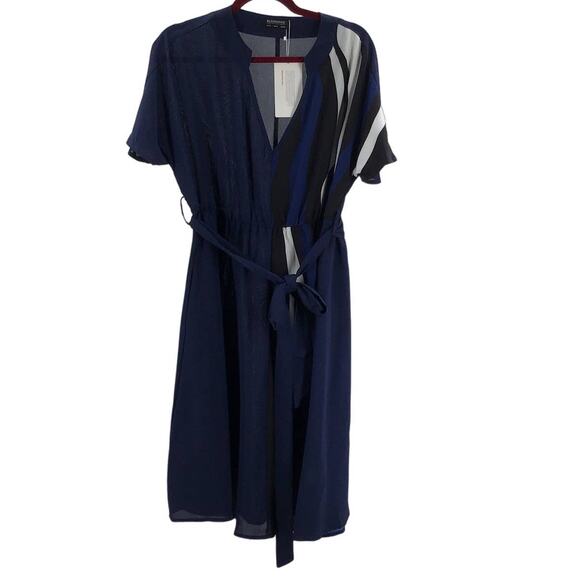 BLOOMCHIC SZ 10 L navy blue striped vneck belted short sleeve midi dress NWT B80 - Picture 1 of 7